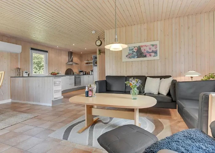 Two-bedroom With A Fireplace 05 Casa vacanze *